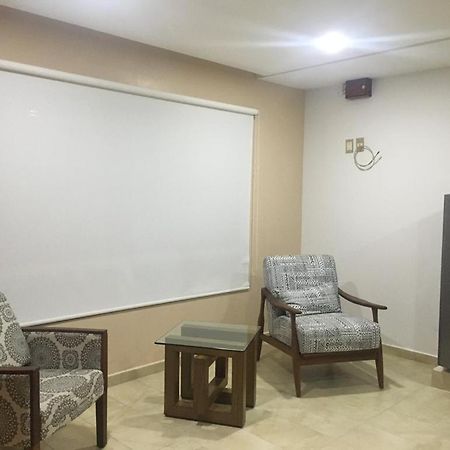 Hotel Y Suites Maria Fernanda Zitácuaro Eksteriør bilde